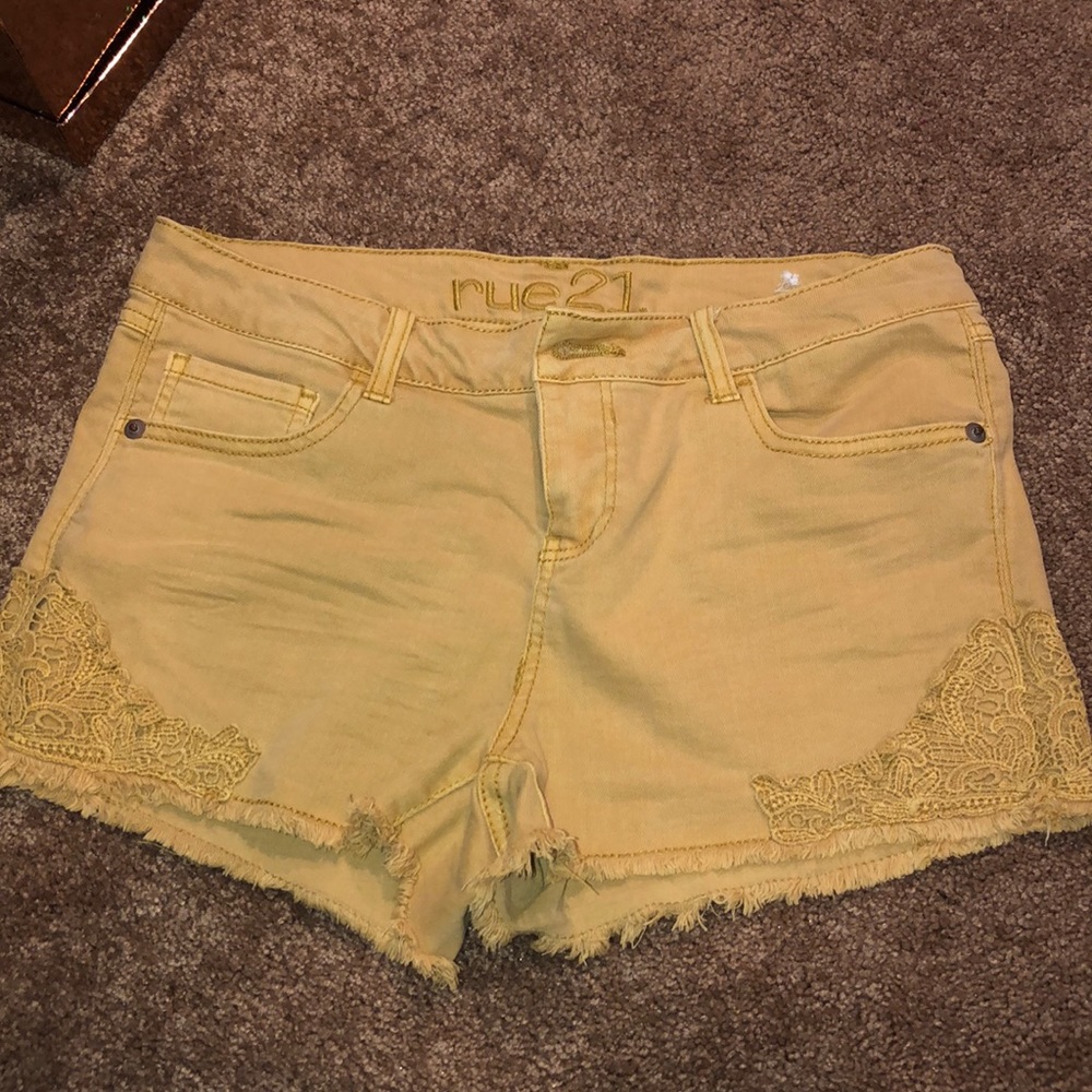 Yellow Rue 21 shorts